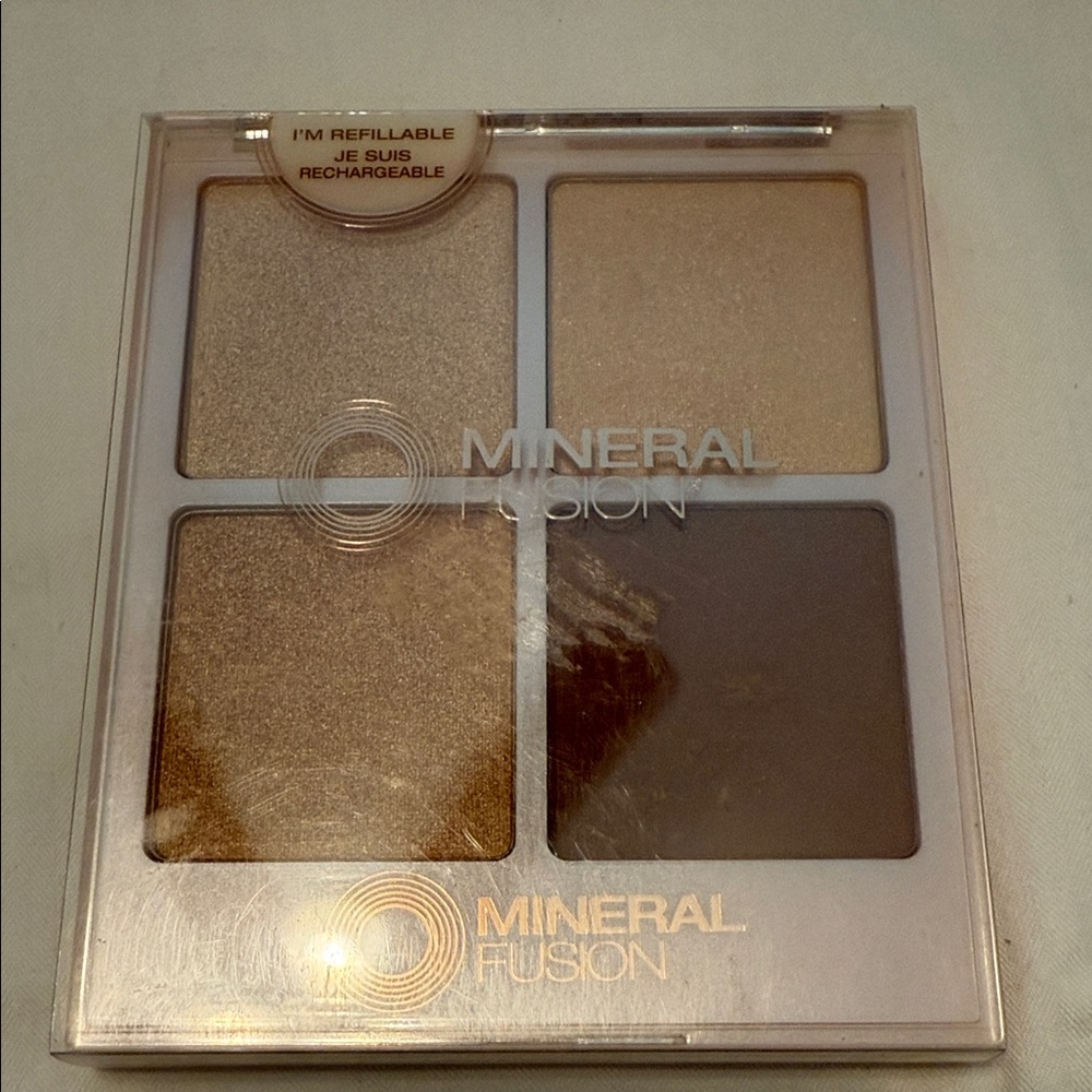 Mineral Fusion Eyeshadow Quad - Warm Neutrals